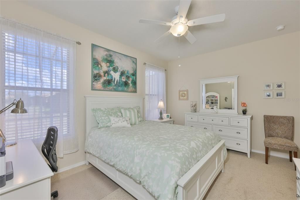 Active With Contract: $279,000 (2 beds, 2 baths, 1393 Square Feet)