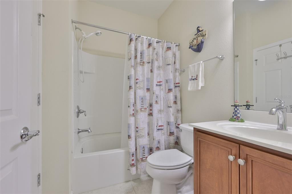 Active With Contract: $279,000 (2 beds, 2 baths, 1393 Square Feet)