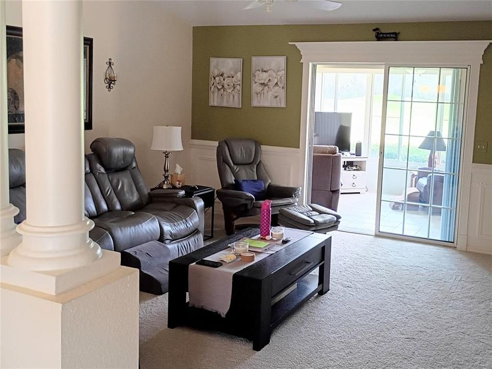 For Sale: $185,000 (2 beds, 2 baths, 1472 Square Feet)