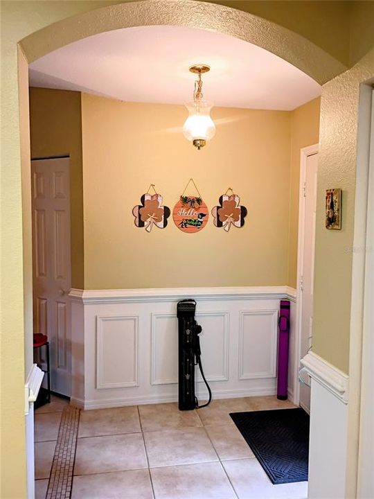 For Sale: $185,000 (2 beds, 2 baths, 1472 Square Feet)