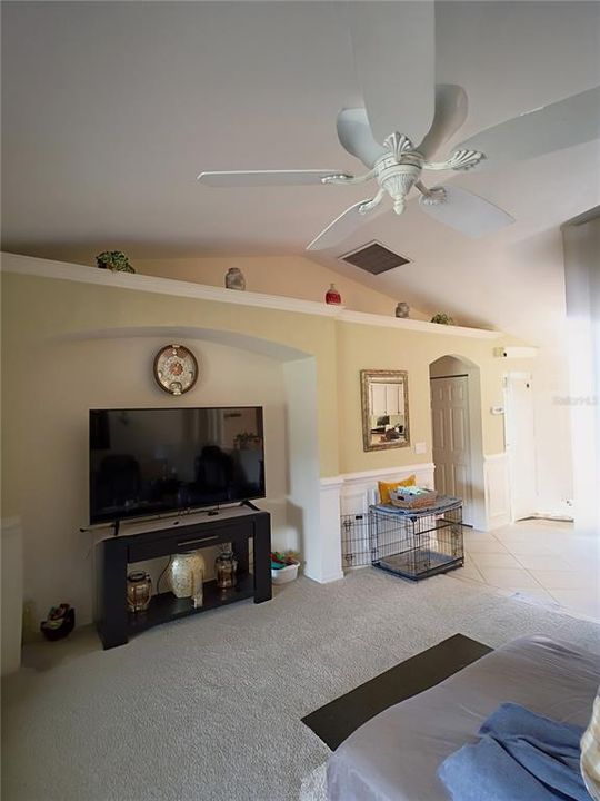 For Sale: $185,000 (2 beds, 2 baths, 1472 Square Feet)