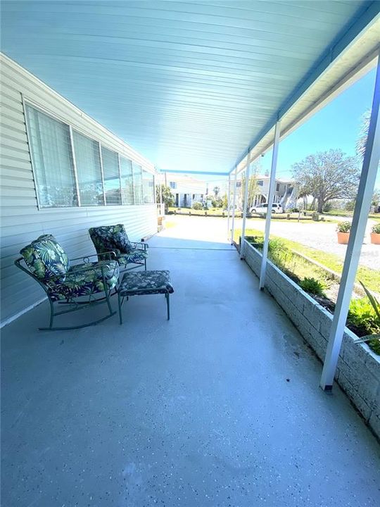 Active With Contract: $119,000 (2 beds, 1 baths, 790 Square Feet)