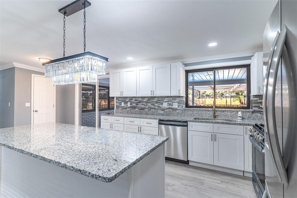 Active With Contract: $399,990 (4 beds, 3 baths, 1968 Square Feet)