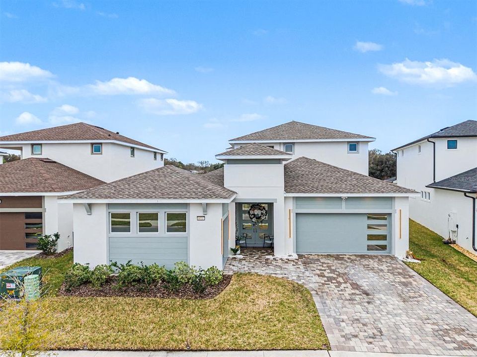 For Sale: $1,250,000 (6 beds, 4 baths, 3433 Square Feet)