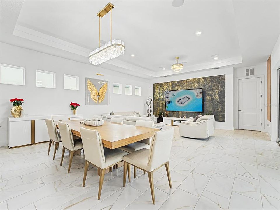 For Sale: $1,250,000 (6 beds, 4 baths, 3433 Square Feet)