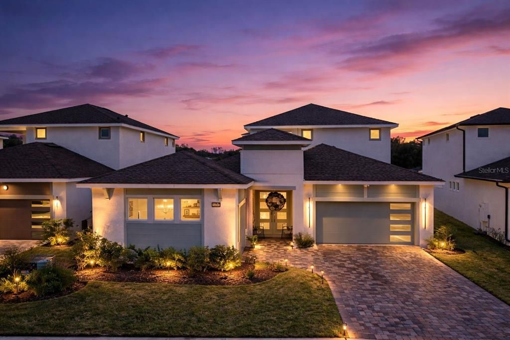 For Sale: $1,250,000 (6 beds, 4 baths, 3433 Square Feet)
