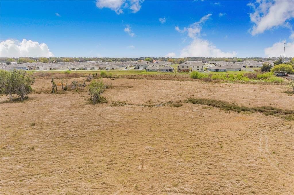 На продажу: $1,100,000 (52.52 acres)