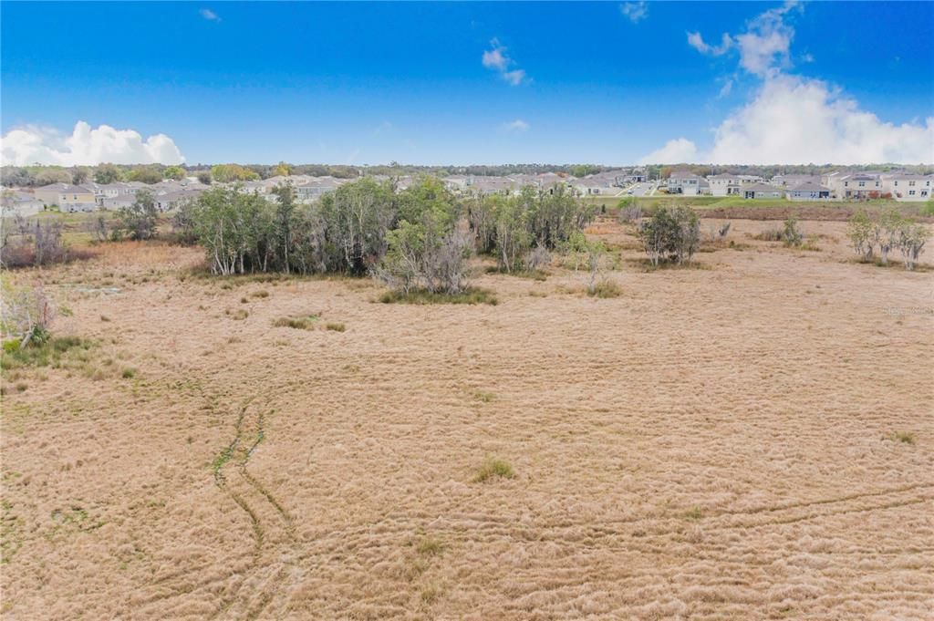 На продажу: $1,100,000 (52.52 acres)