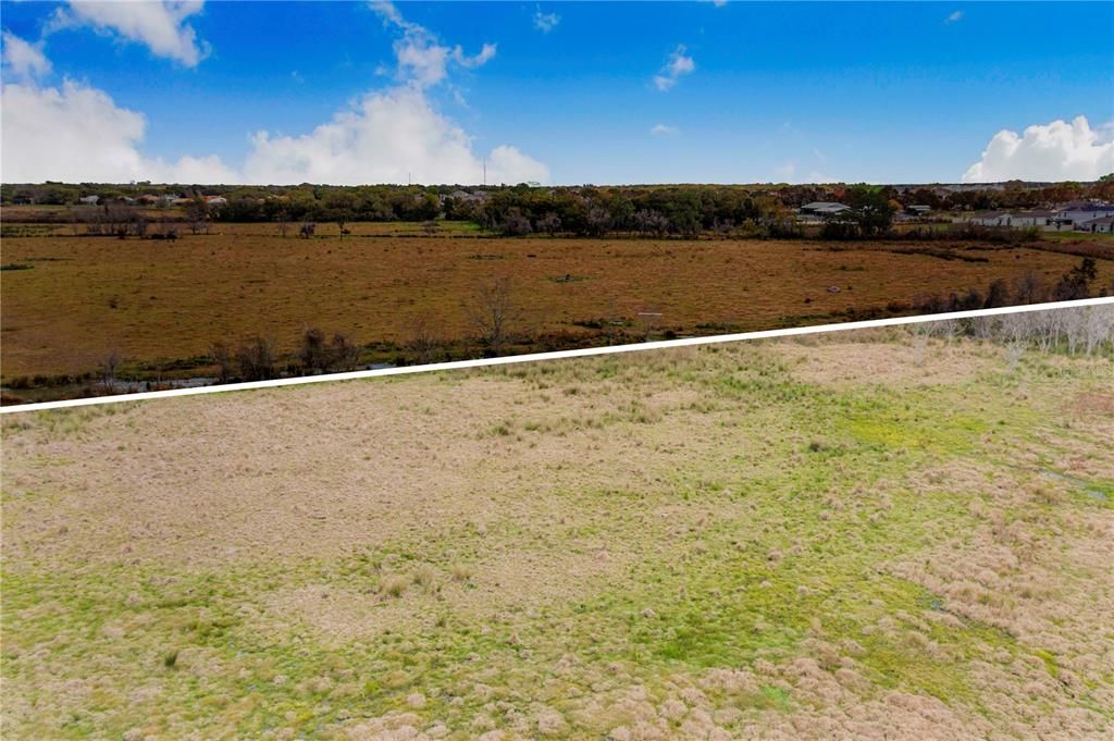 На продажу: $1,100,000 (52.52 acres)