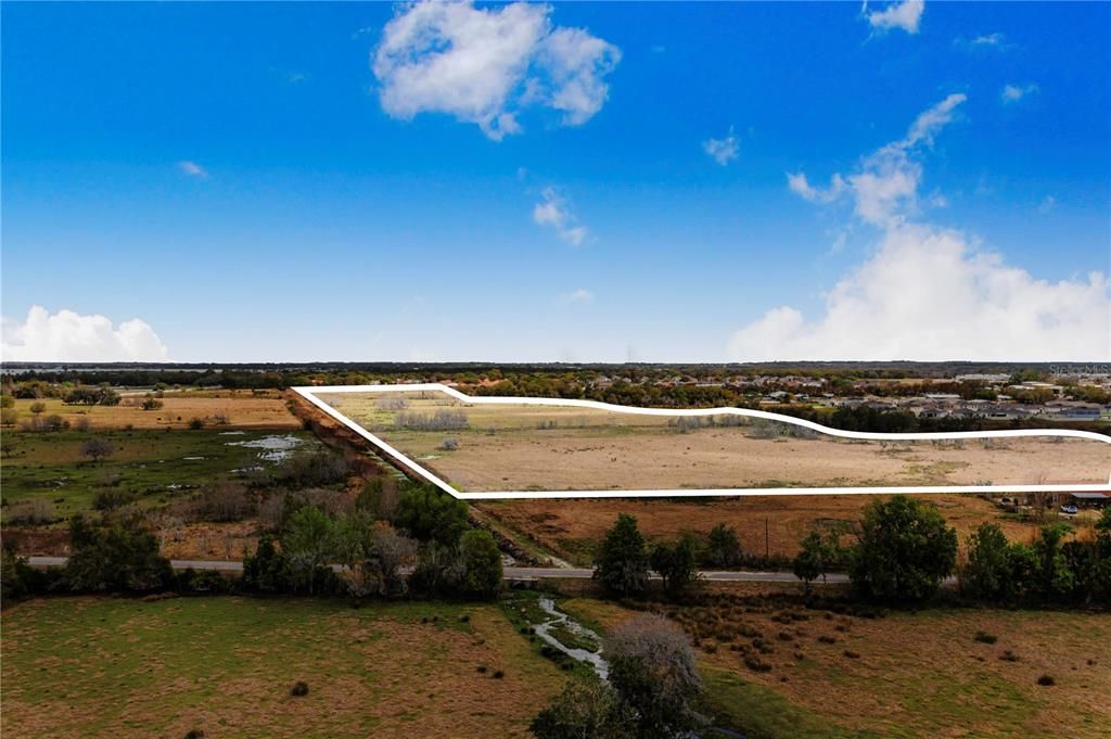 На продажу: $1,100,000 (52.52 acres)