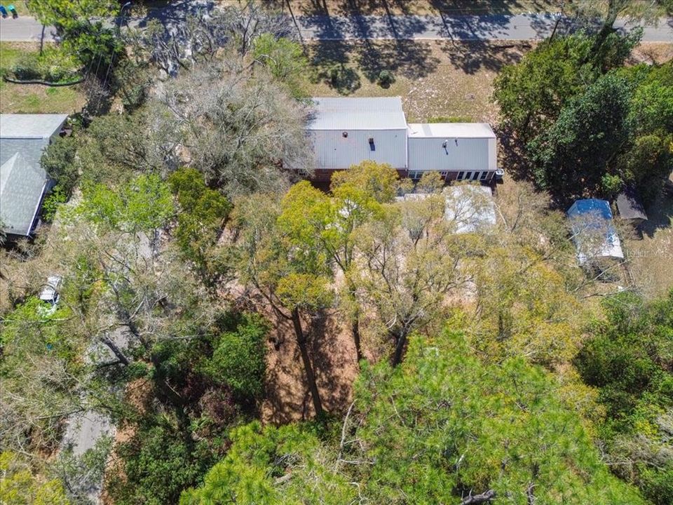 For Sale: $298,500 (3 beds, 3 baths, 1944 Square Feet)