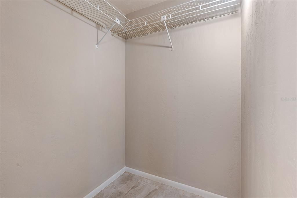 For Sale: $174,900 (2 beds, 2 baths, 1177 Square Feet)
