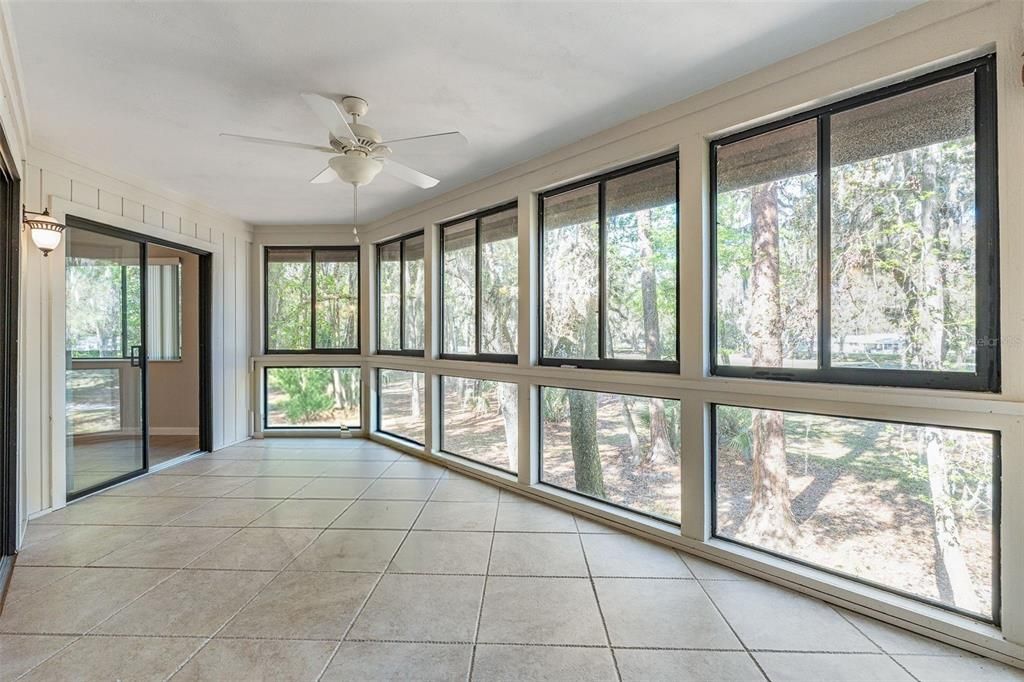 For Sale: $174,900 (2 beds, 2 baths, 1177 Square Feet)