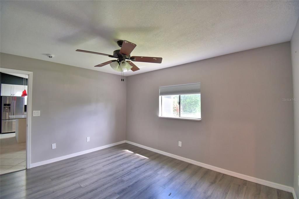 For Sale: $268,000 (3 beds, 2 baths, 1068 Square Feet)
