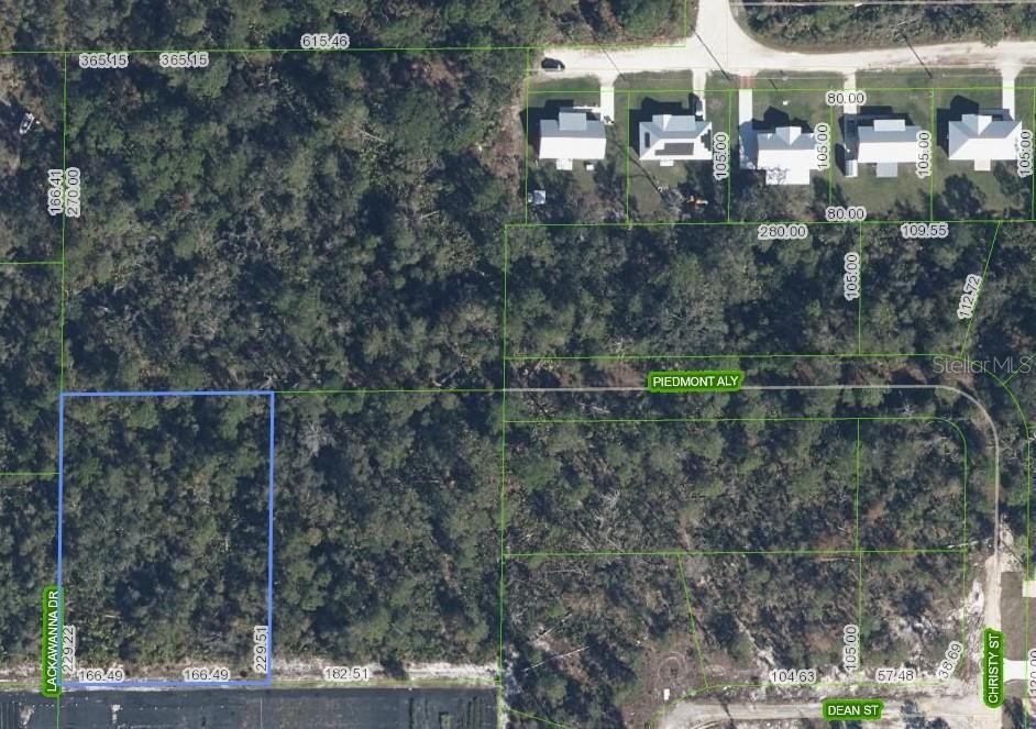 最近售出: $12,500 (0.88 acres)