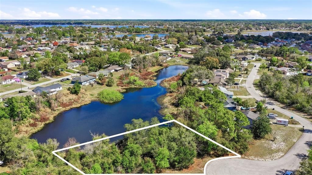 En Venta: $49,900 (0.49 acres)