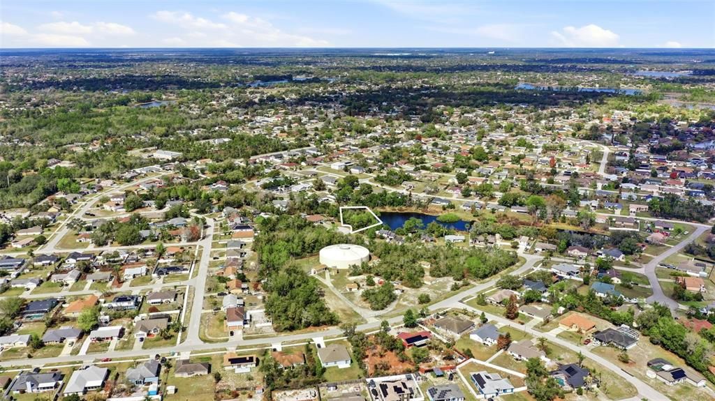 En Venta: $49,900 (0.49 acres)