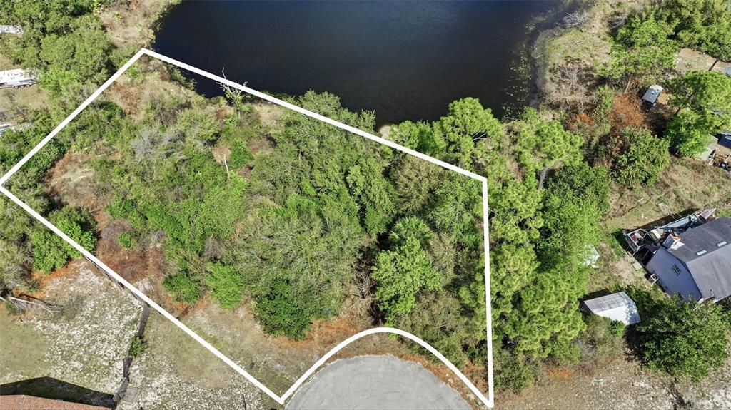 En Venta: $49,900 (0.49 acres)