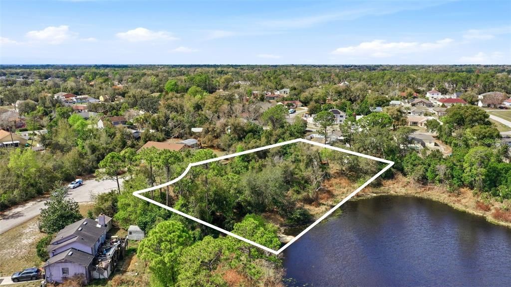 En Venta: $49,900 (0.49 acres)