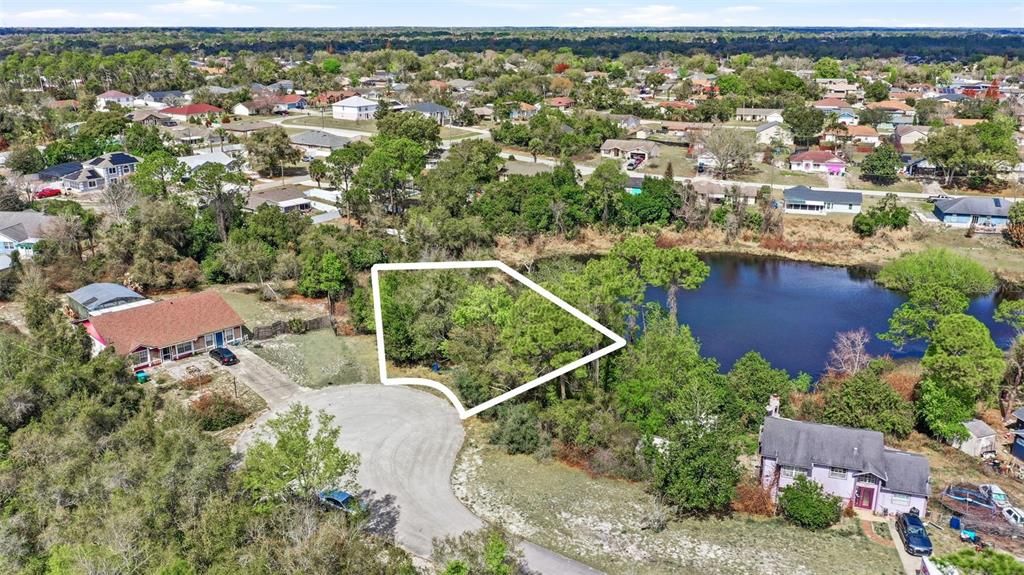 En Venta: $49,900 (0.49 acres)