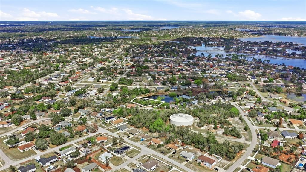 En Venta: $49,900 (0.49 acres)