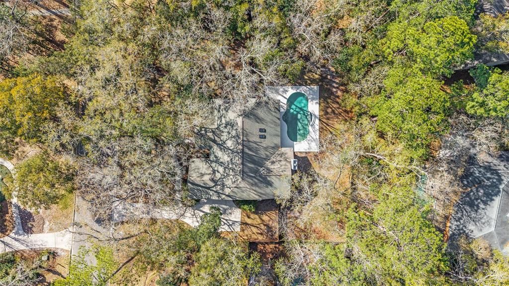 Activo con contrato: $559,000 (4 camas, 2 baños, 2330 Pies cuadrados)