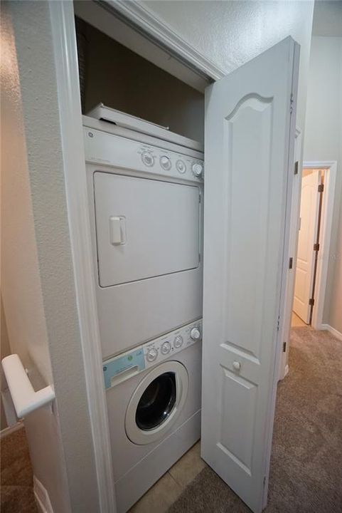 Active With Contract: $1,995 (3 beds, 2 baths, 1626 Square Feet)