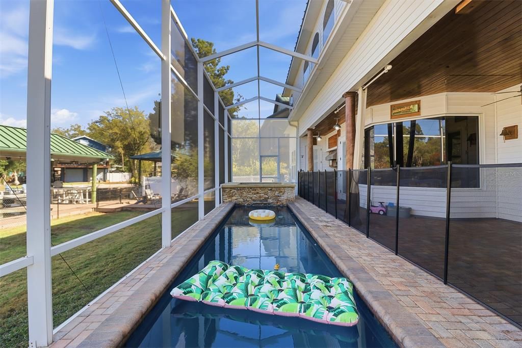 En Venta: $1,600,000 (4 camas, 3 baños, 3133 Pies cuadrados)