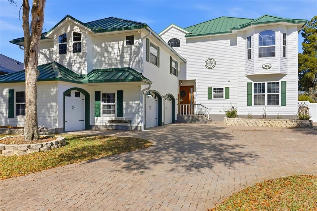 En Venta: $1,600,000 (4 camas, 3 baños, 3133 Pies cuadrados)