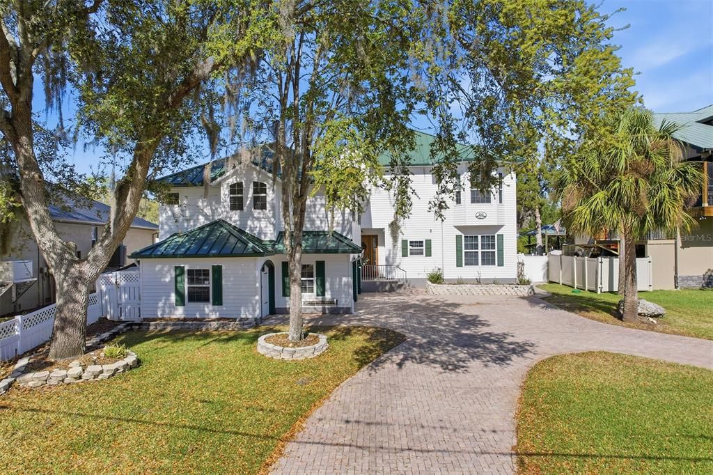 En Venta: $1,600,000 (4 camas, 3 baños, 3133 Pies cuadrados)