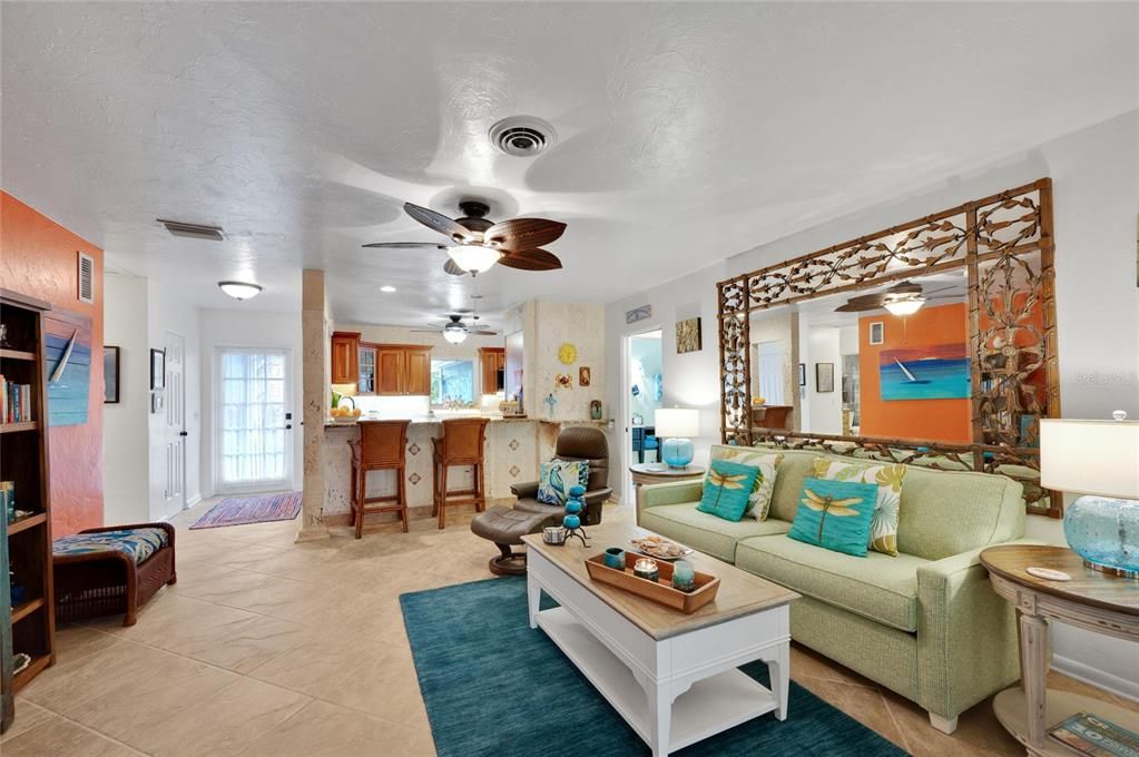 For Sale: $1,325,000 (3 beds, 2 baths, 1540 Square Feet)