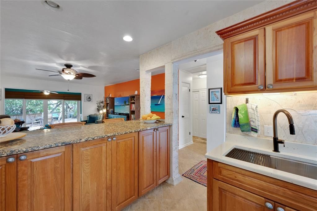 For Sale: $1,325,000 (3 beds, 2 baths, 1540 Square Feet)