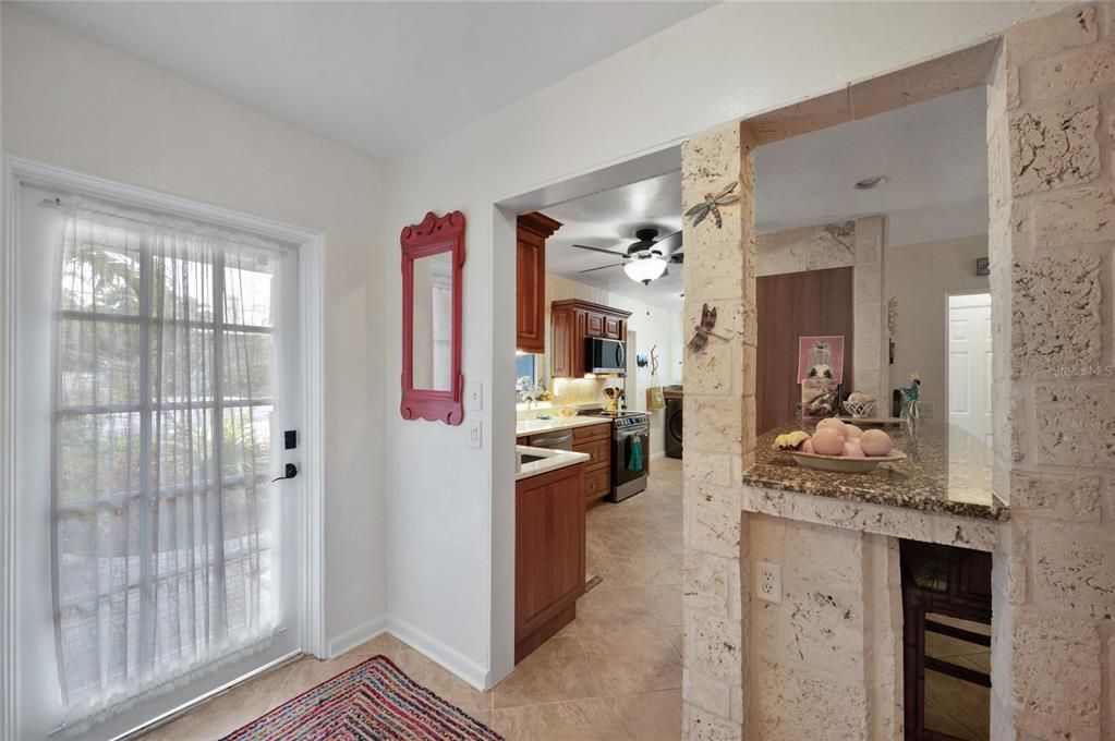 For Sale: $1,325,000 (3 beds, 2 baths, 1540 Square Feet)