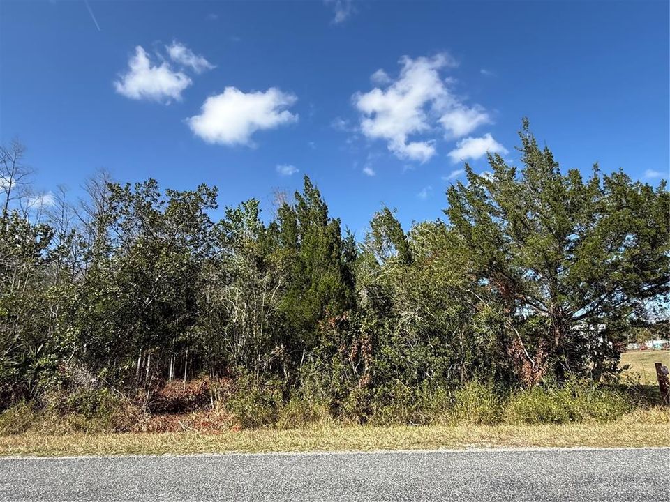 待售: $44,900 (0.88 acres)