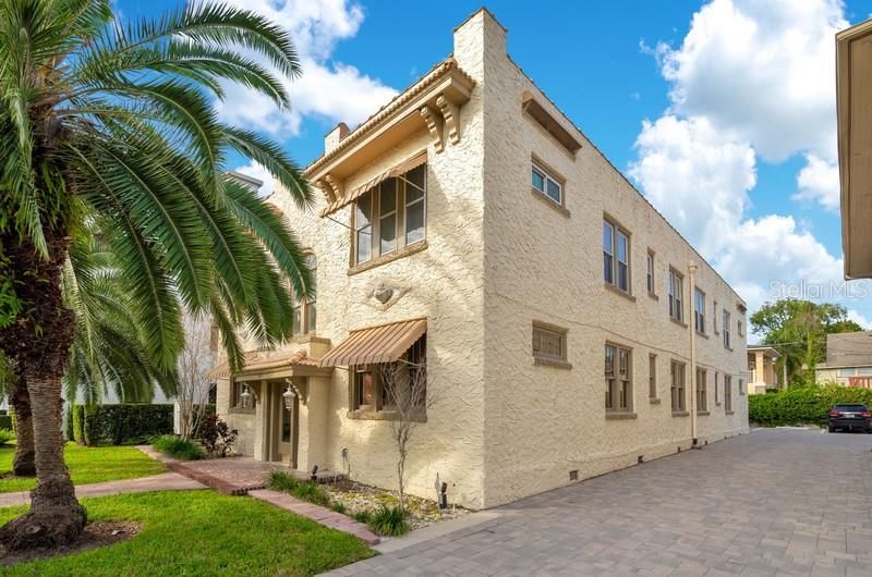 Activo con contrato: $208,800 (1 camas, 1 baños, 685 Pies cuadrados)