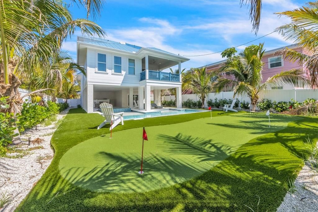 For Sale: $4,050,000 (6 beds, 6 baths, 3165 Square Feet)