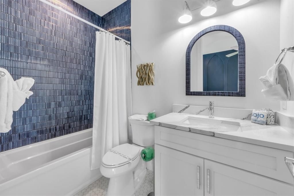 For Sale: $4,050,000 (6 beds, 6 baths, 3165 Square Feet)