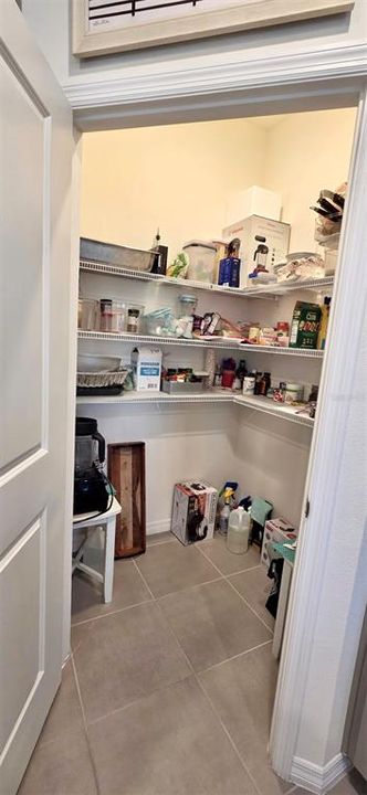 В аренду: $3,000 (4 спален, 2 ванн, 2034 Квадратных фут)