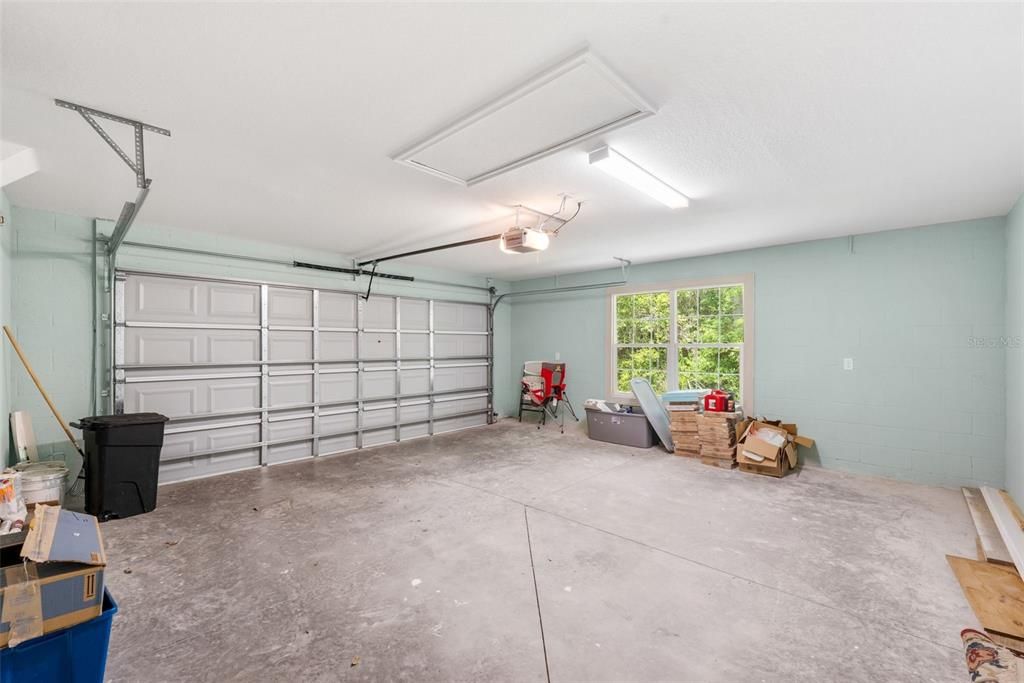 For Sale: $389,000 (3 beds, 2 baths, 1491 Square Feet)