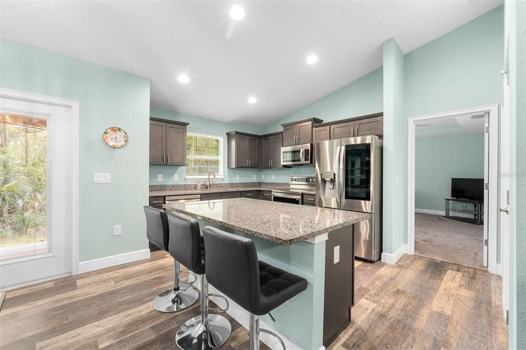 For Sale: $389,000 (3 beds, 2 baths, 1491 Square Feet)
