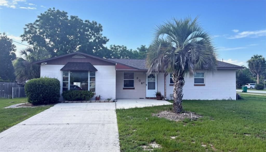 Activo con contrato: $225,000 (4 camas, 2 baños, 1584 Pies cuadrados)