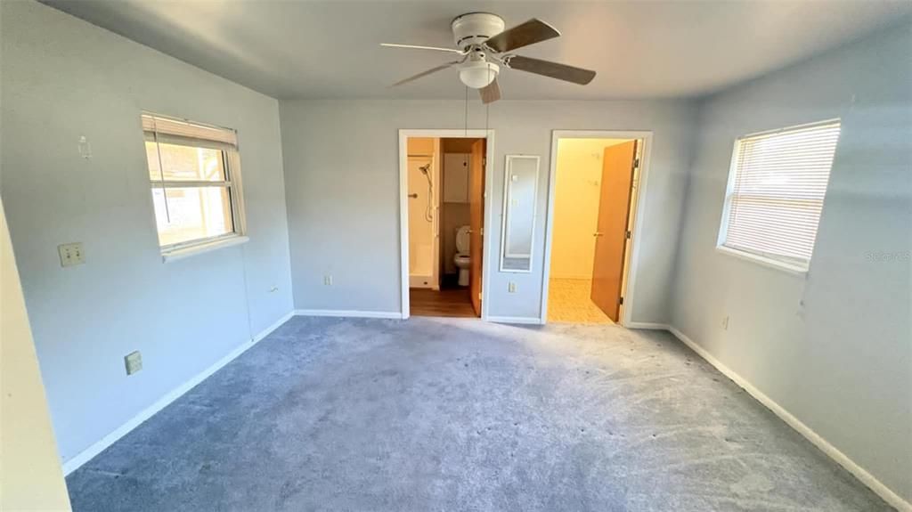 Activo con contrato: $225,000 (4 camas, 2 baños, 1584 Pies cuadrados)