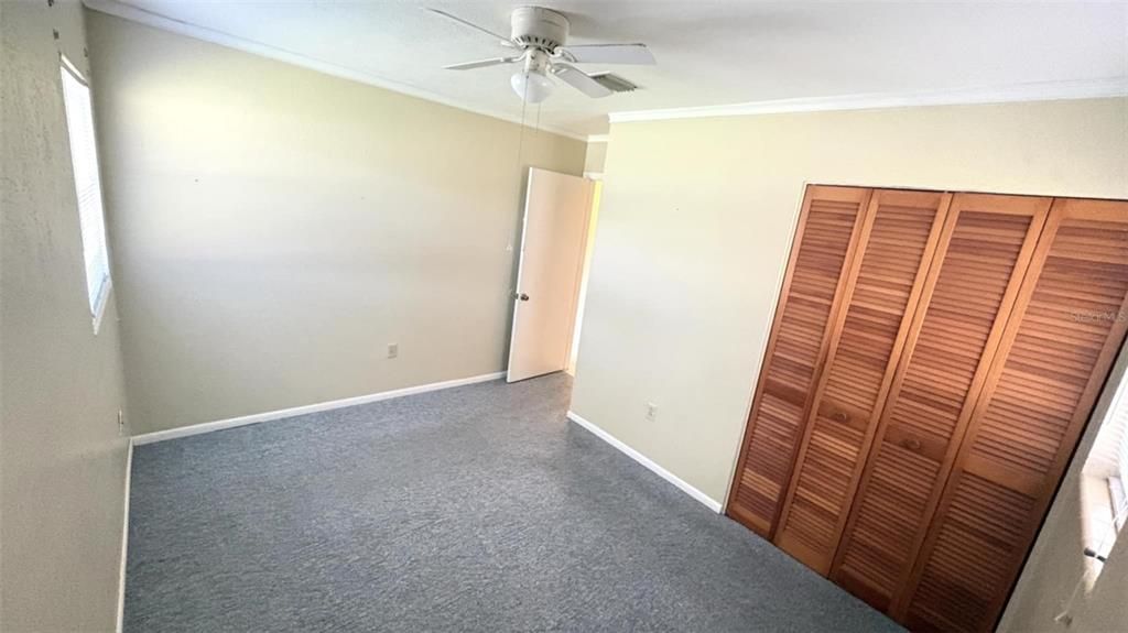Activo con contrato: $225,000 (4 camas, 2 baños, 1584 Pies cuadrados)