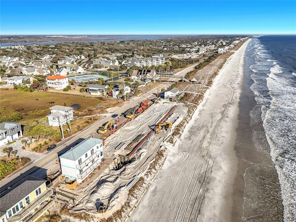 待售: $849,900 (0.32 acres)