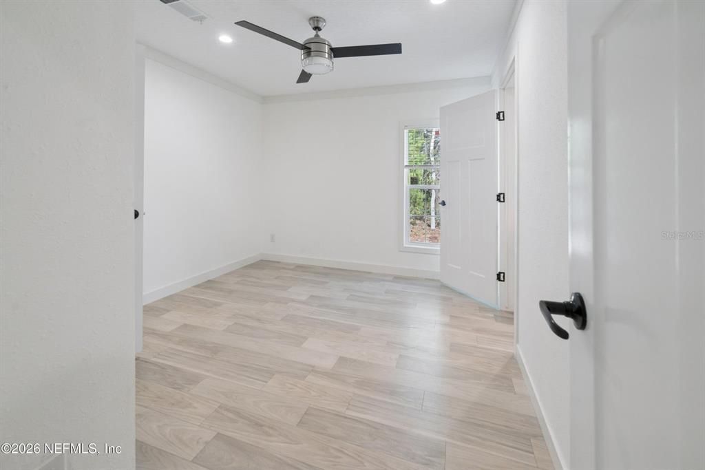 En Venta: $299,900 (3 camas, 2 baños, 1560 Pies cuadrados)