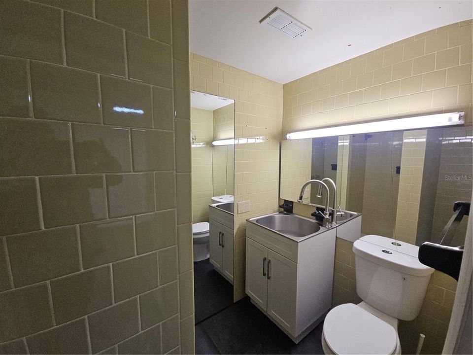 На продажу: $18,000 (0 спален, 0 ванн, 3056 Квадратных фут)
