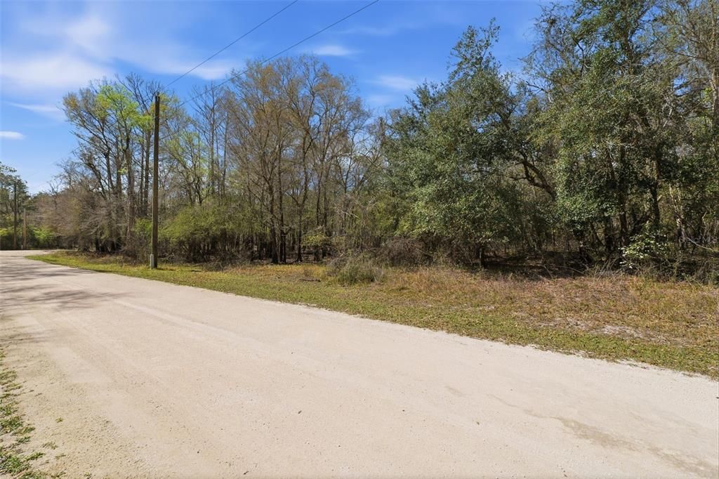 En Venta: $19,000 (0.70 acres)