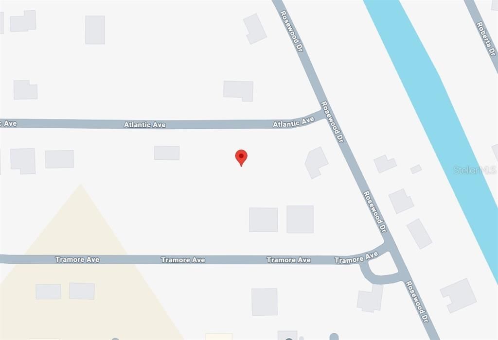На продажу: $24,900 (0.23 acres)