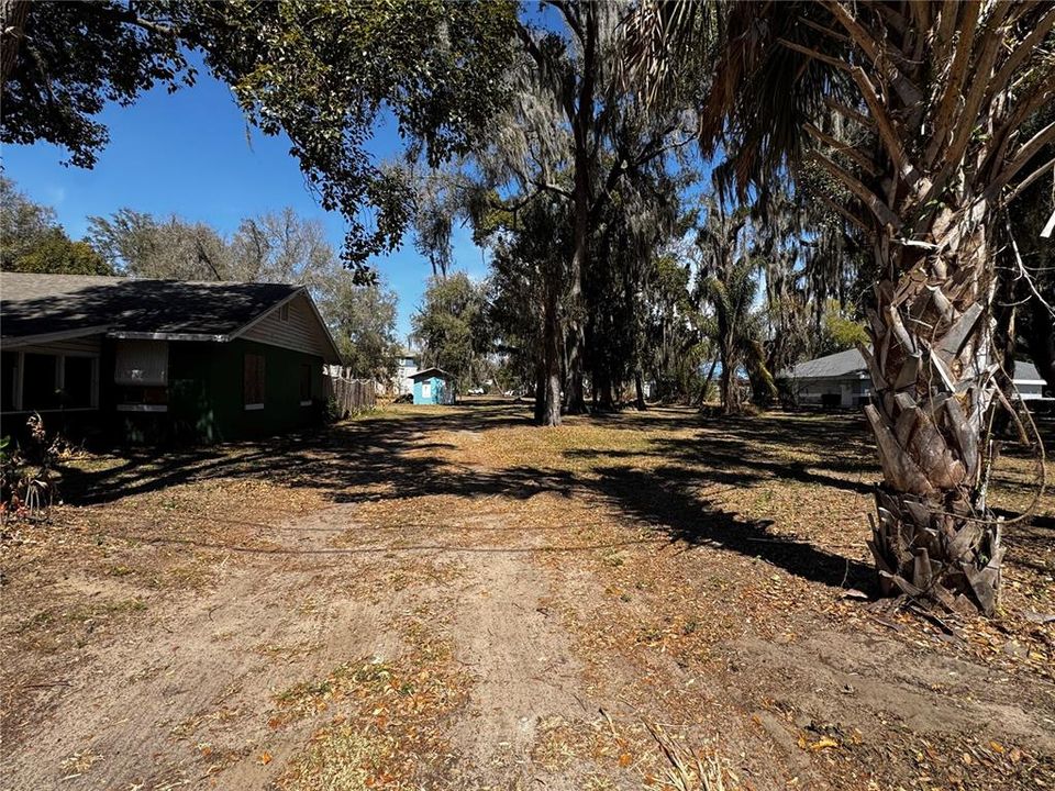 En Venta: $230,000 (0.50 acres)