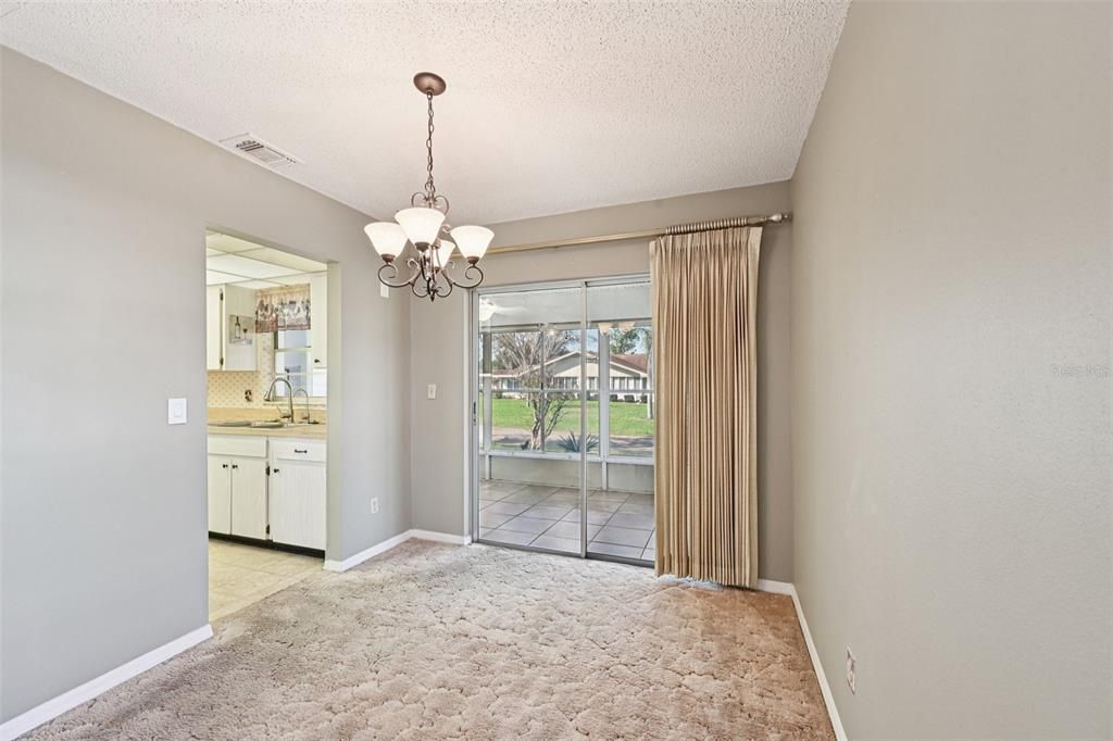Activo con contrato: $109,900 (2 camas, 2 baños, 984 Pies cuadrados)